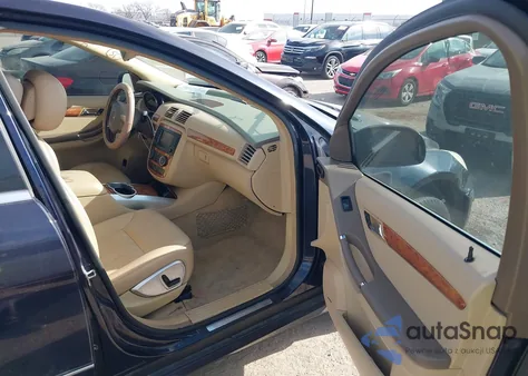 2008 Mercedes-Benz R 350 z USA, uszkodzony, nr VIN 4JGCB56E28A069832